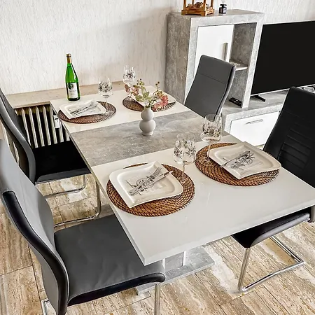 Toplage Mit Pistenblick I 2zi I Inkl Garage Und Stellplatz Apartment